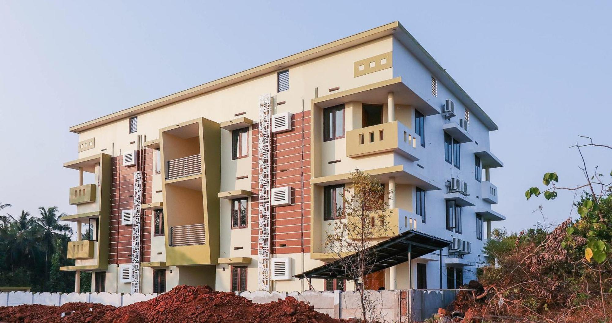 โอโย 71072 ลิเบอร์ตี้ อพาร์ตเมนต์ Hotel Kannur ภายนอก รูปภาพ