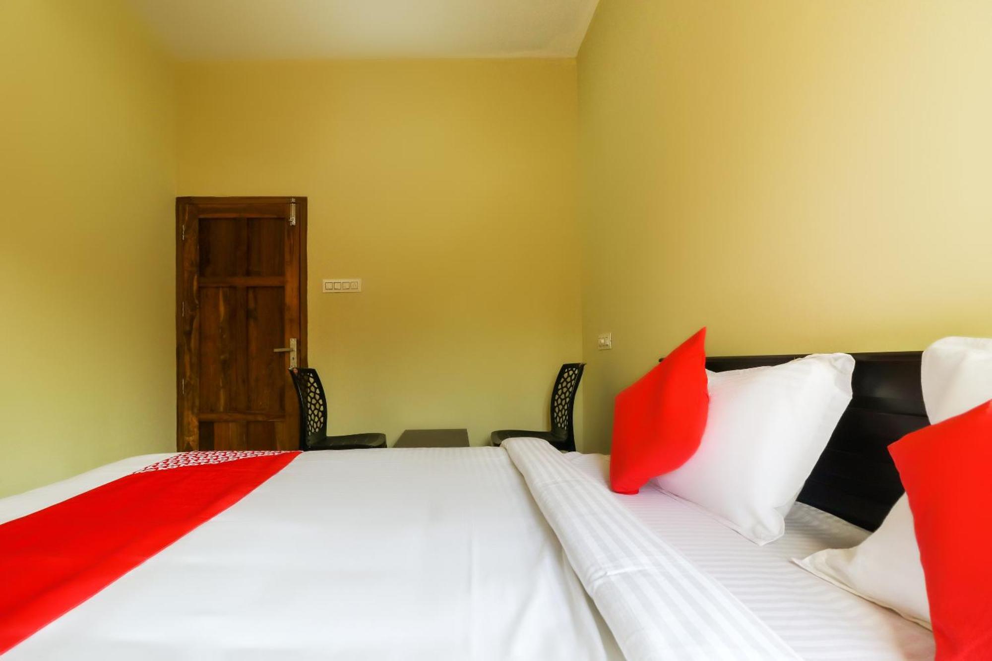 โอโย 71072 ลิเบอร์ตี้ อพาร์ตเมนต์ Hotel Kannur ภายนอก รูปภาพ