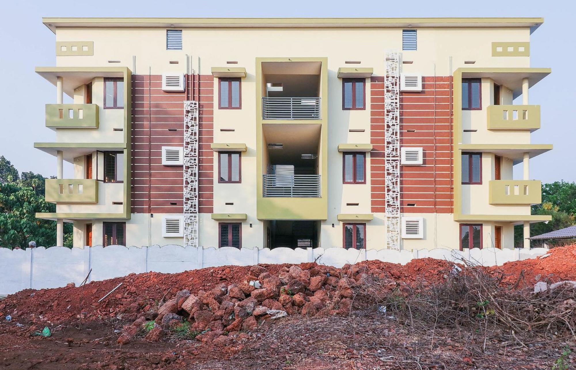 โอโย 71072 ลิเบอร์ตี้ อพาร์ตเมนต์ Hotel Kannur ภายนอก รูปภาพ